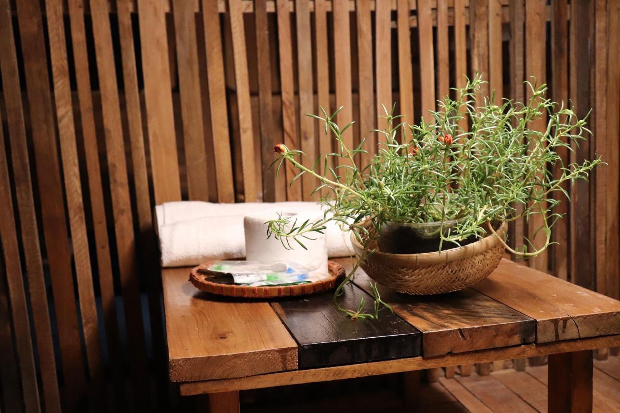 The Gk House Hostel, Ecolliving, Central City, Natural Wooden, Chill View Rooftop, Restaurant And Cocktail Bar Cidade de Ho Chi Minh Exterior foto