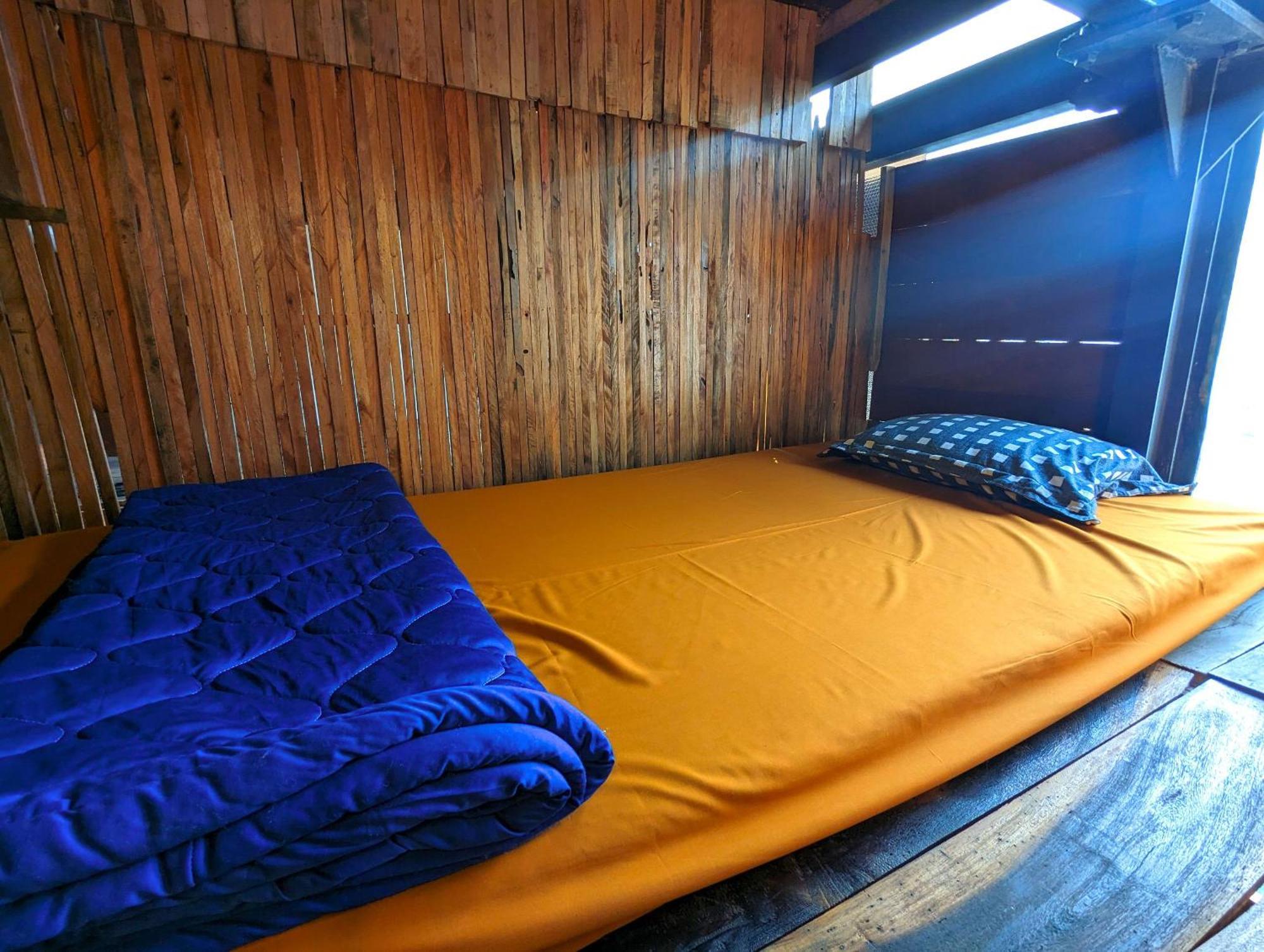 The Gk House Hostel, Ecolliving, Central City, Natural Wooden, Chill View Rooftop, Restaurant And Cocktail Bar Cidade de Ho Chi Minh Exterior foto