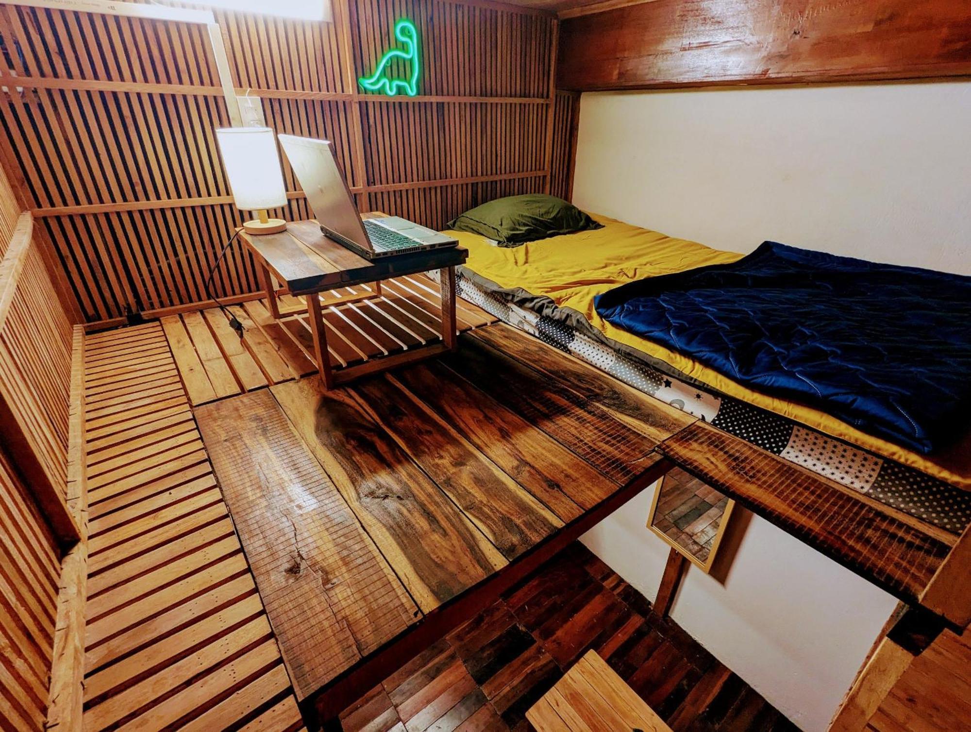 The Gk House Hostel, Ecolliving, Central City, Natural Wooden, Chill View Rooftop, Restaurant And Cocktail Bar Cidade de Ho Chi Minh Exterior foto