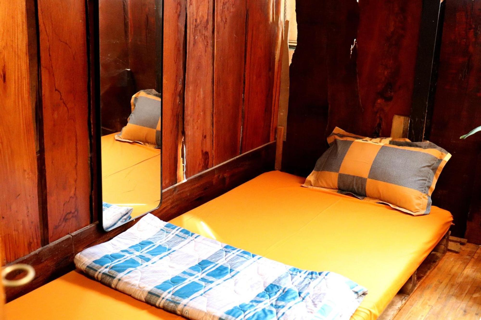 The Gk House Hostel, Ecolliving, Central City, Natural Wooden, Chill View Rooftop, Restaurant And Cocktail Bar Cidade de Ho Chi Minh Exterior foto