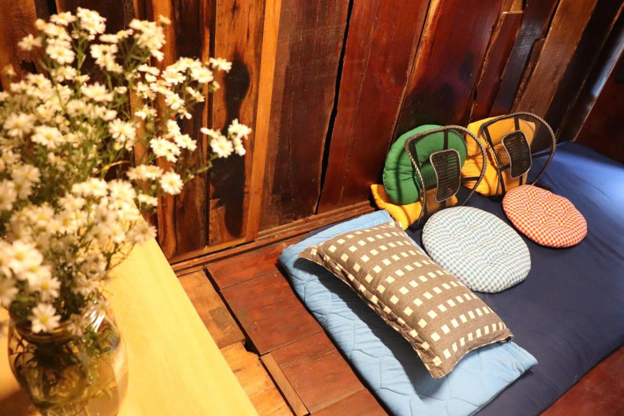 The Gk House Hostel, Ecolliving, Central City, Natural Wooden, Chill View Rooftop, Restaurant And Cocktail Bar Cidade de Ho Chi Minh Exterior foto